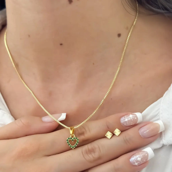 Conjunto De Dama Con Cadena De Tejido Veneciano, Dije De Corazón Verde Y Topos Cuadrados