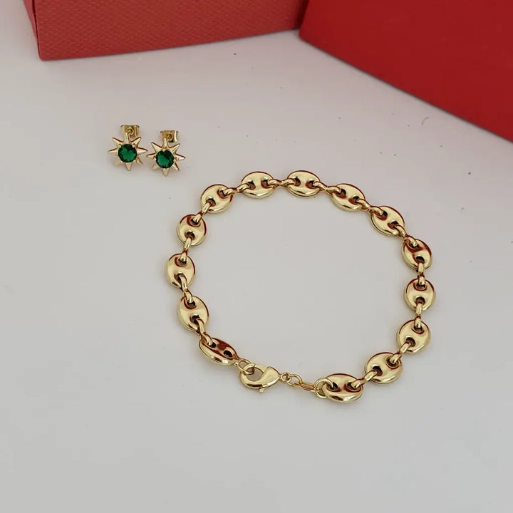 Conjunto De Dama Con Esclava De Tejido Gucci Y Par De Topos De Estrella Verde